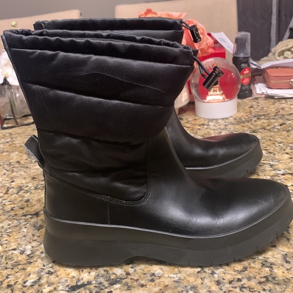 Cole Haan Grandseries Waterproof Black Satin Snow Boots - Picture 3 of 9